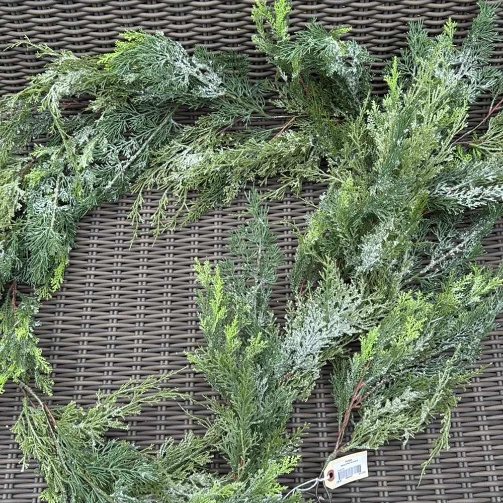 Glistening Christmas Slim Garland - 9 ft - NWT